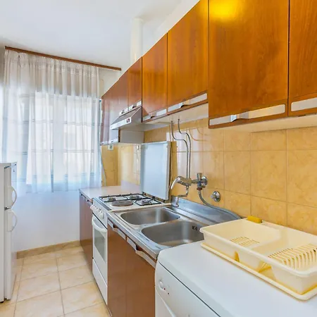 Apartment Miranda - Veliki First Floor - Mpolo